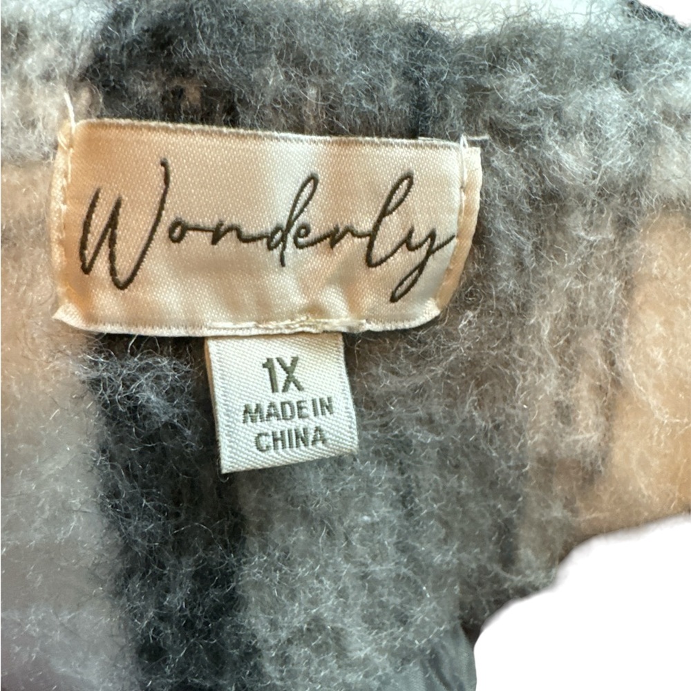 Wonder Shacket - Picture 4 of 5